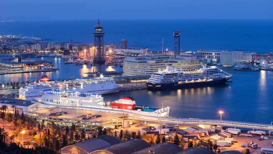 Globe-Trotting on Sea: Top 10 Must-Visit Cruise Ports Around the World